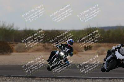 media/Sep-11-2022-SoCal Trackdays (Sun) [[81b7e951af]]/Turn 7 (1145am)/